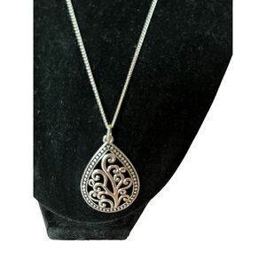 Women's Silver-Tone Teardrop Necklace And Earring Set  Nickel Free NWT